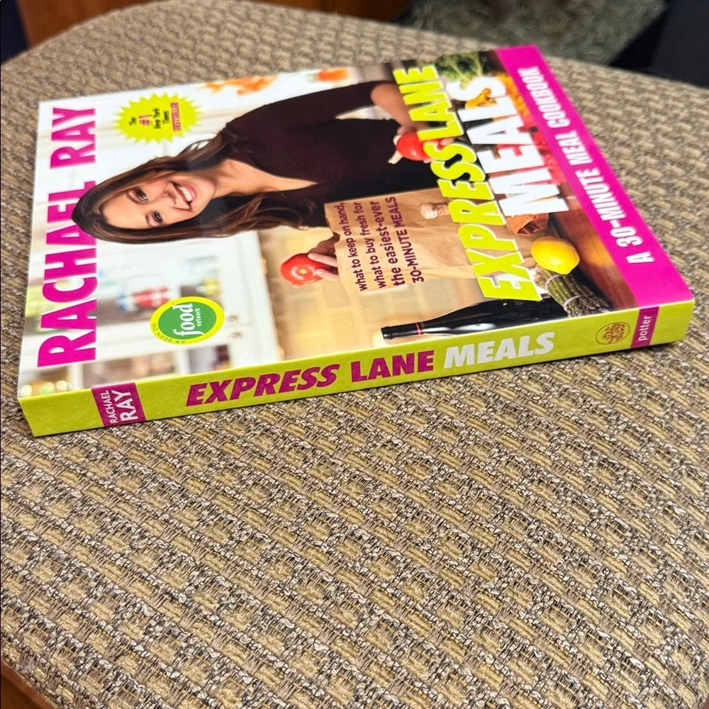 New Rachael Ray Express Lane Meals Cookbook 2006 - Picture 3 of 13